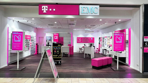 Shop Außenansicht EuroCom Group im Mercado - Ihr Telekom Partner in Nürnberg
